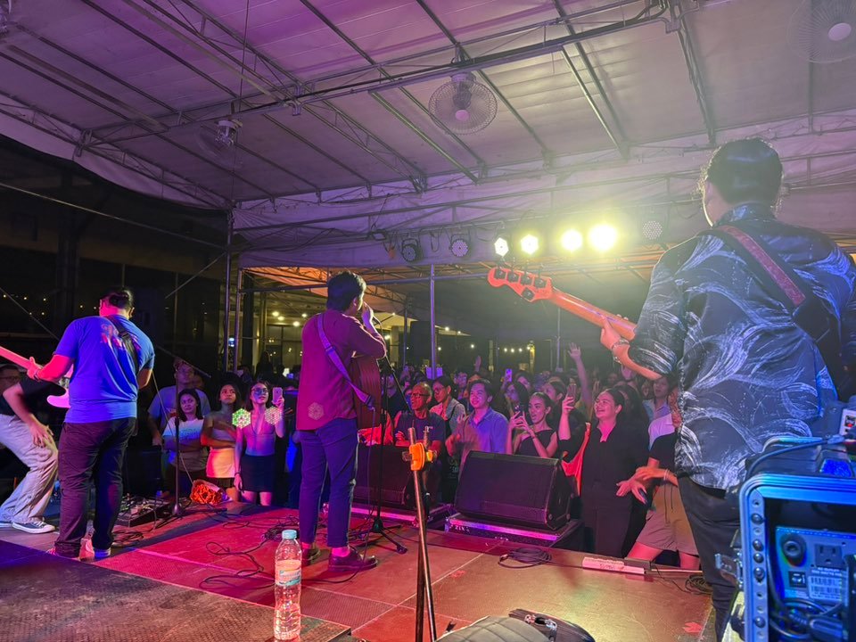 Hundreds of Youth Join Grand Gathering for Human Rights in Culmination Concert