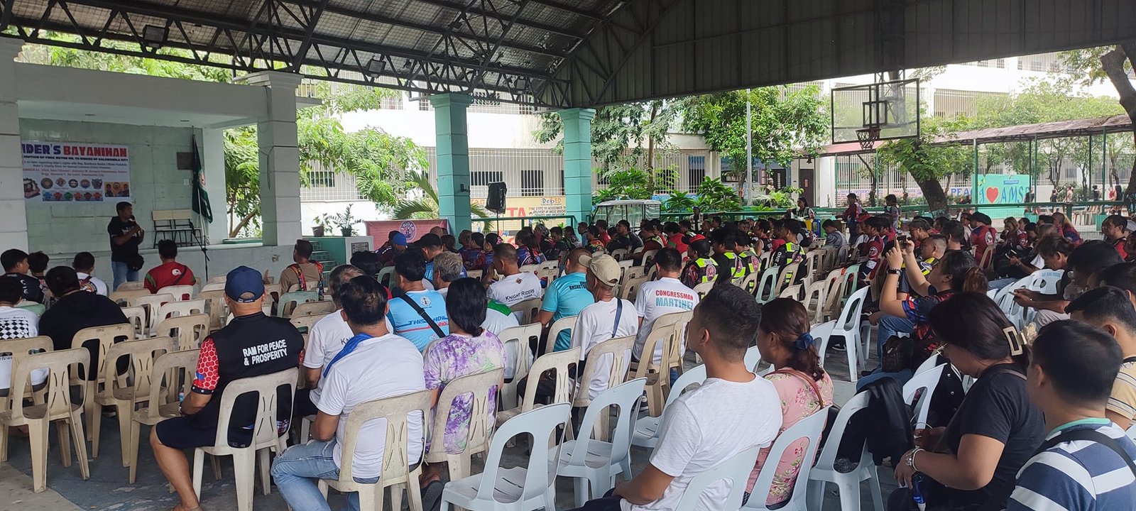 Matagumpay na Naisagawa ang #RidersBayanihan sa Valenzuela; 400 Motor Oil Ipinamahagi sa mga Riders