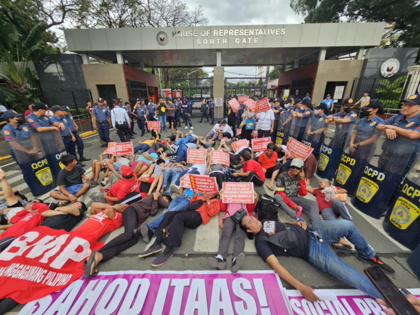 PADESPEDIDA NG MGA MANGGAGAWA SA INUTIL NA KONGRESO: KONGRESO NG MGA TRAPO AT DINASTIYA, WALANG PAKINABANG SA MANGGAGAWA!